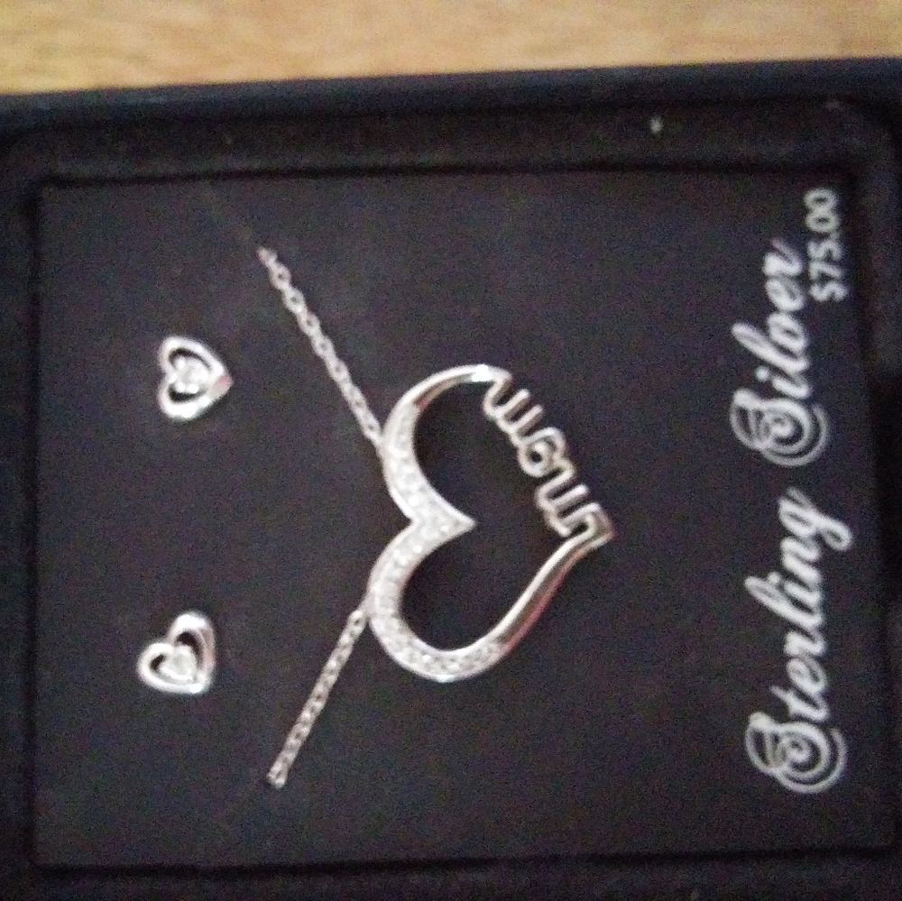 Mother diamond set